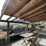 Vinea Lava Mit Blick Auf Wasser By Interhome Semesterbostad