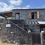 Vinea Lava Mit Blick Auf Wasser By Interhome Semesterbostad Canto da Areia