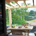 Vinea Lava Mit Blick Auf Wasser By Interhome Holiday home *
