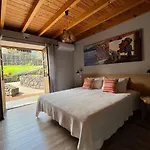 Vinea Lava Mit Blick Auf Wasser By Interhome Holiday home *