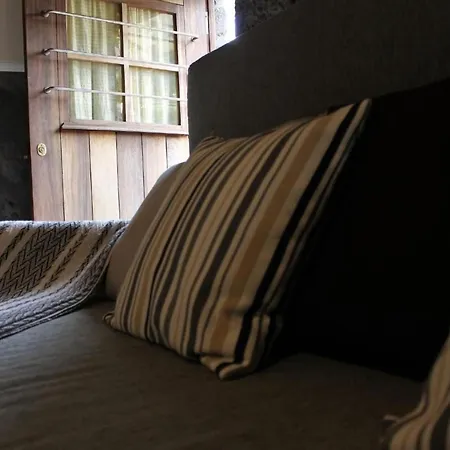 Vinea Lava Mit Blick Auf Wasser By Interhome Tatil Evi *