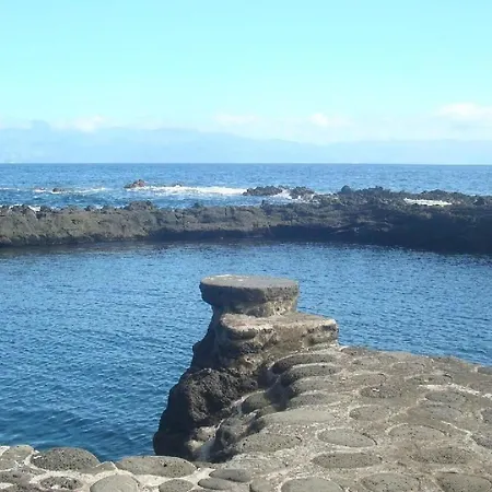 Semesterbostad Vinea Lava Mit Blick Auf Wasser By Interhome Canto da Areia
