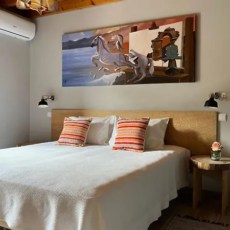 Vinea Lava Mit Blick Auf Wasser By Interhome Tatil Evi *