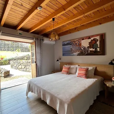 Tatil Evi Vinea Lava Mit Blick Auf Wasser By Interhome *