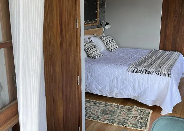 Vinea Lava Mit Blick Auf Wasser By Interhome Casa vacanze