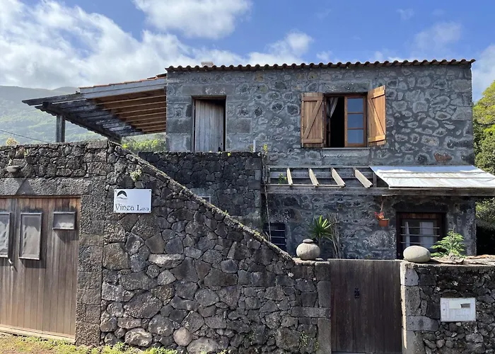 Vinea Lava Mit Blick Auf Wasser By Interhome Casa vacanze Canto da Areia