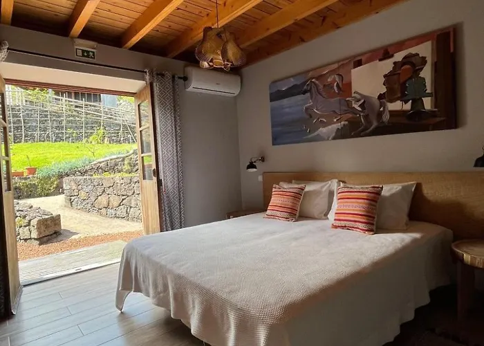 Vinea Lava Mit Blick Auf Wasser By Interhome Casa vacanze *